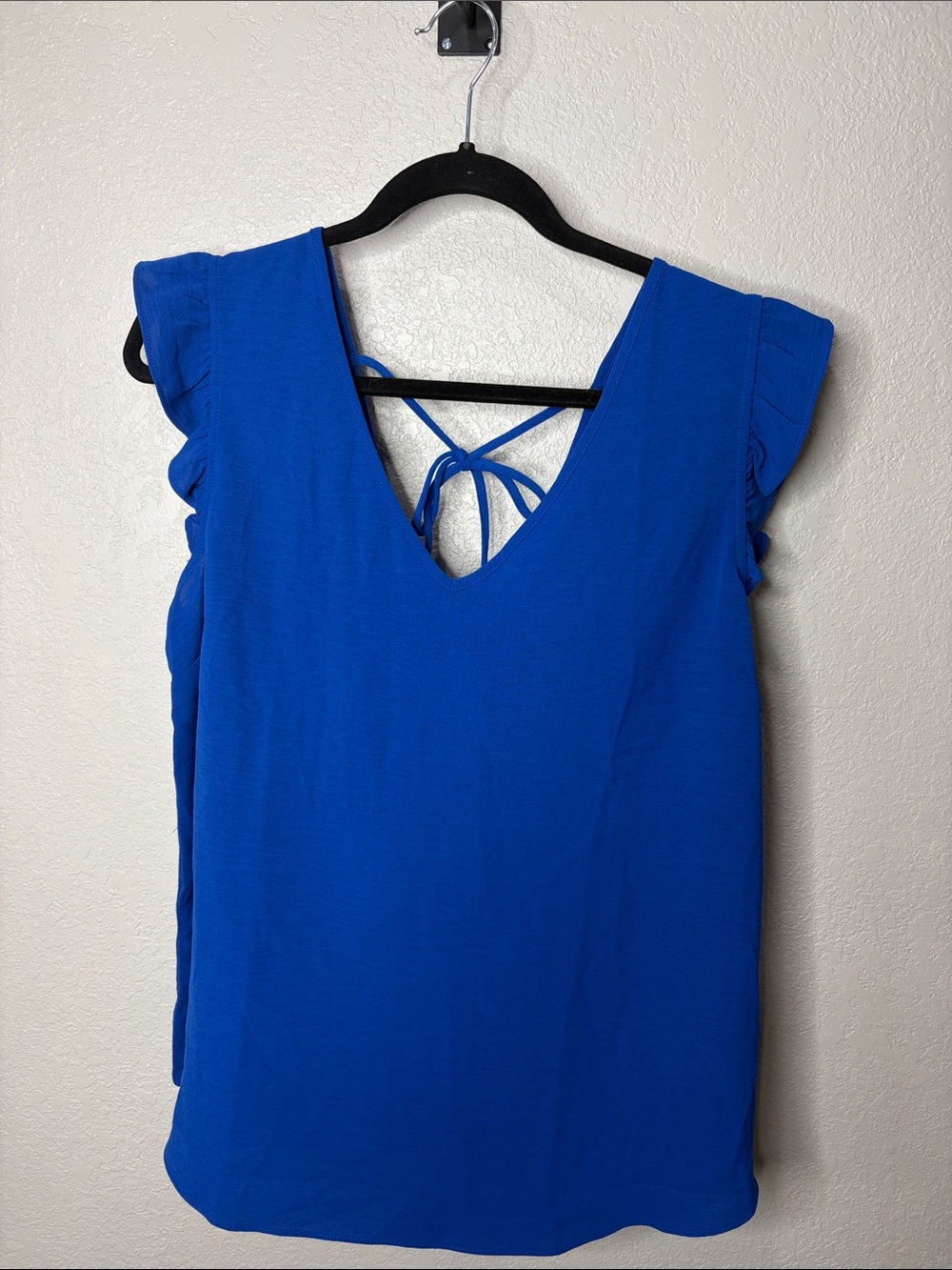 Sleeveless V-Neck Tie-Back Tank Top - Cobalt Blue